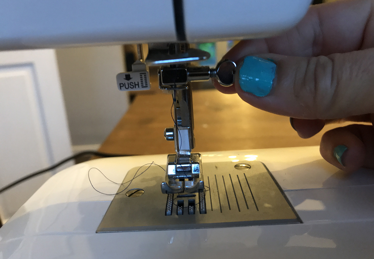 How to change a sewing machine needle