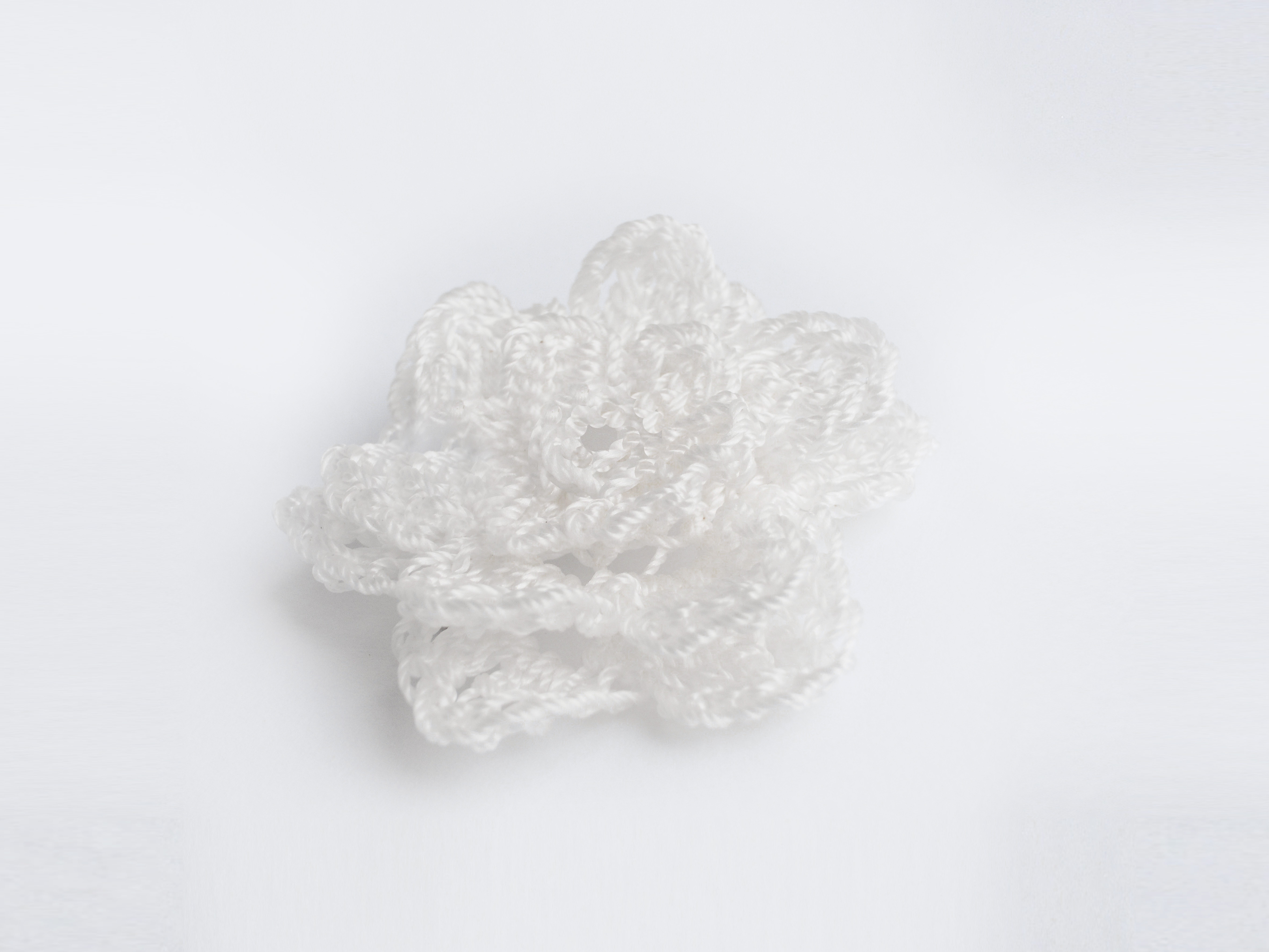 How to make a crochet flower hair clip – step 7