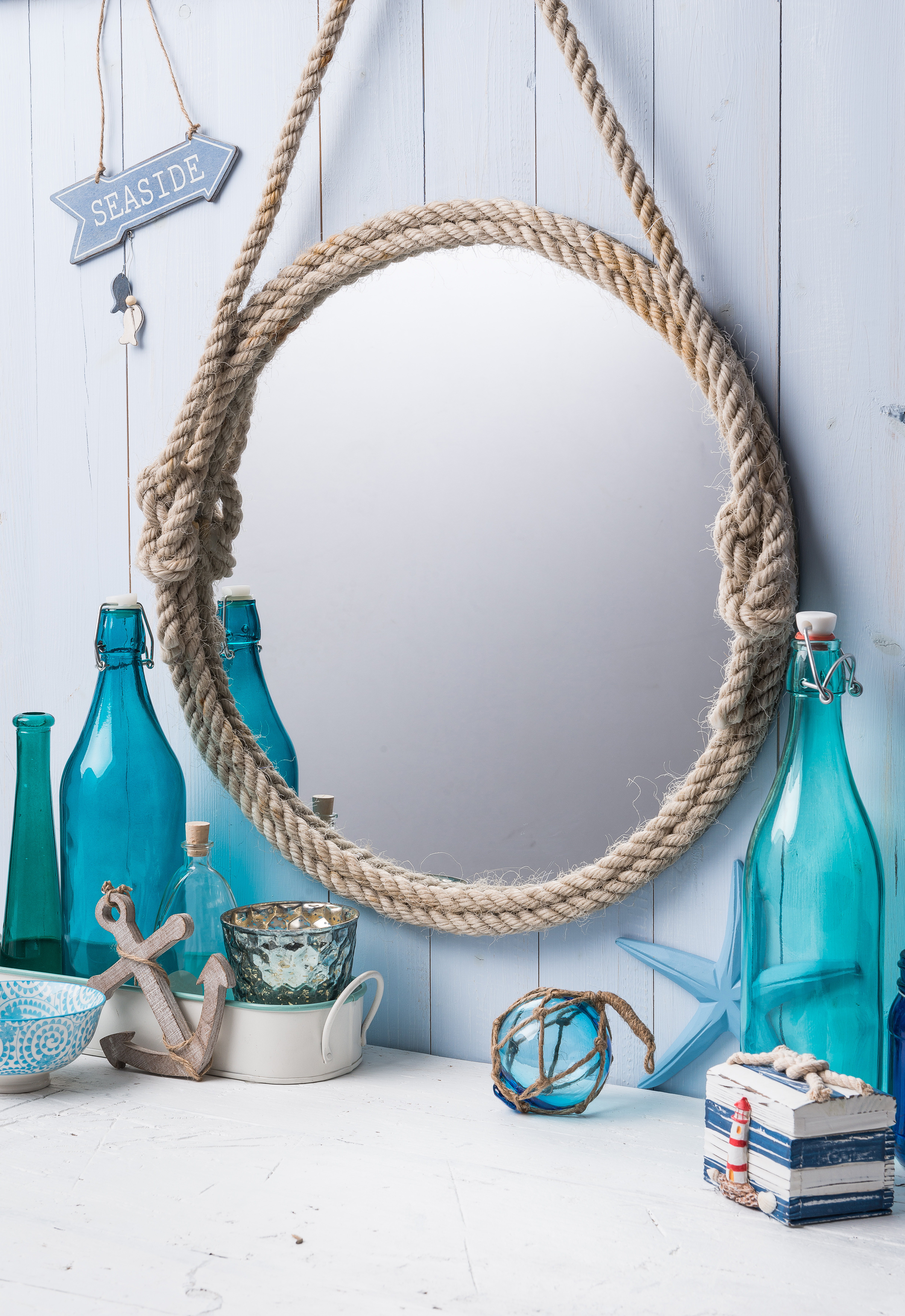 How to upcycle a mirror