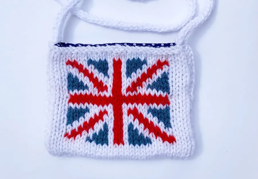 Knitted pouch pattern Olympic Union Jack Knitting Pattern resized