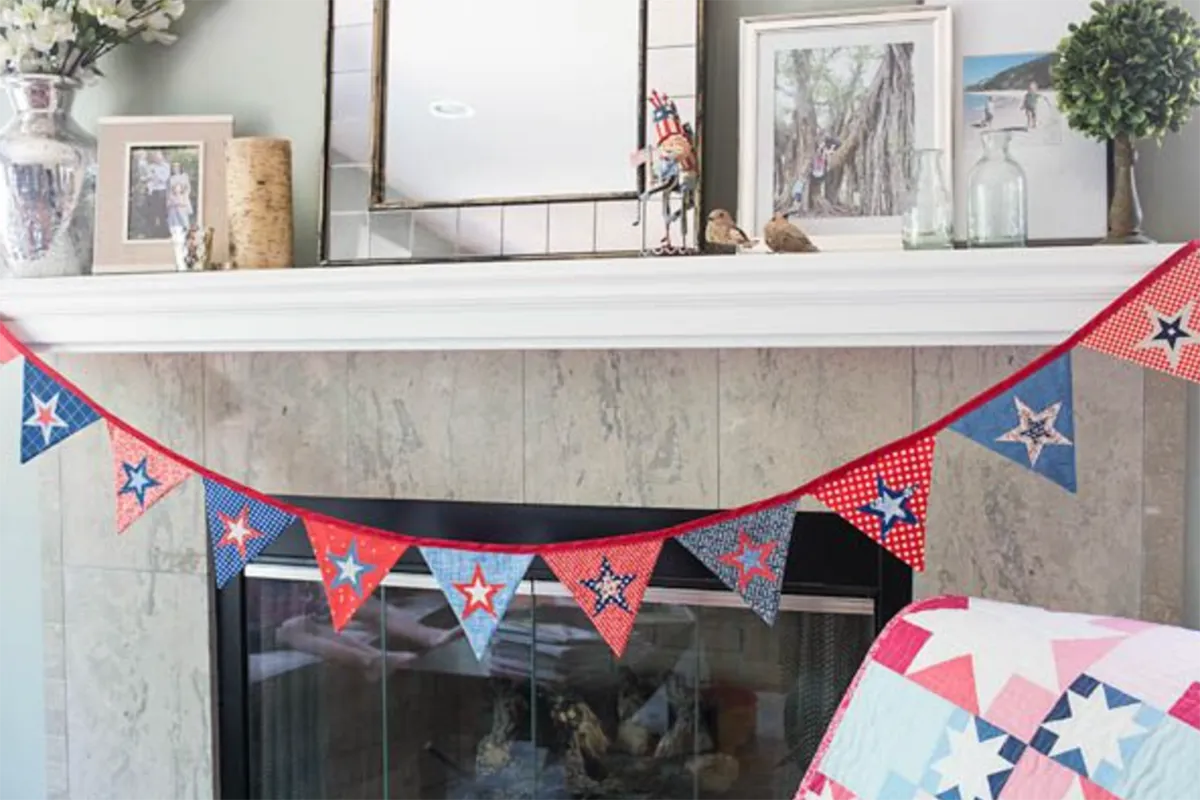 Scrappy star 4th of July bunting