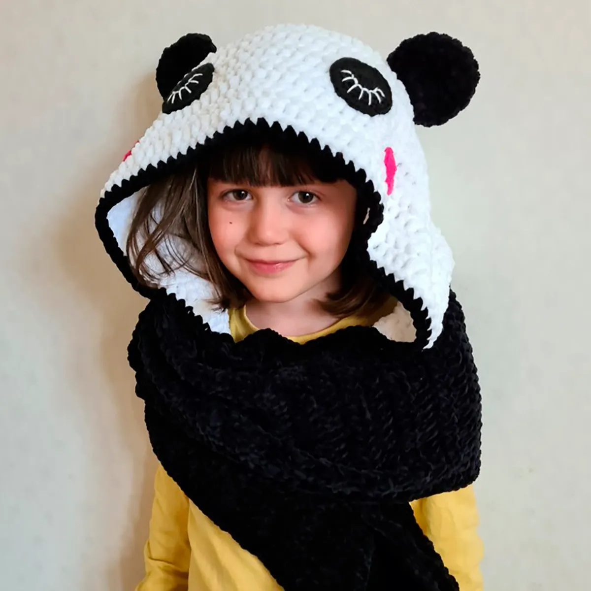 Free_kids_panda_scarf_crochet_pattern