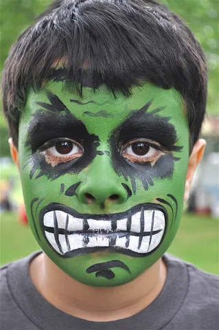 Hulk face paint easy halloween face paint ideas