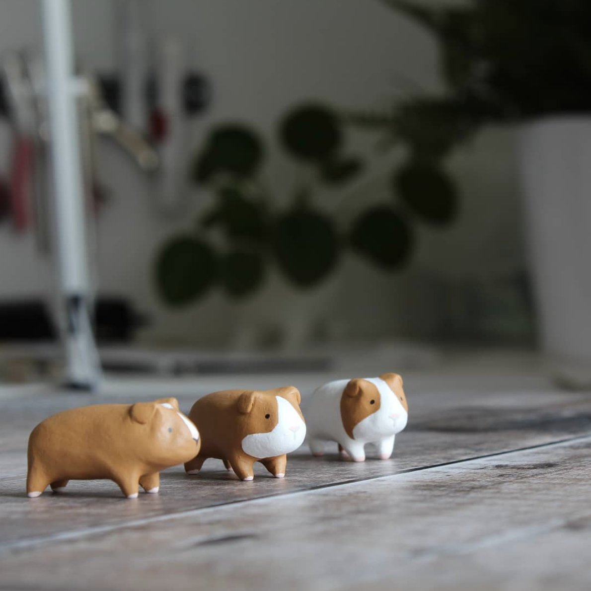Mini animal figures from air dry clay – Falling Fauna on Instagram