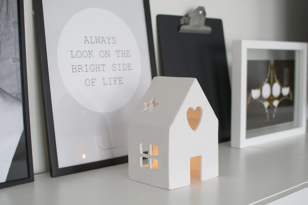 Tealight house made from air dry clay by La Chica de la case de Caramelo