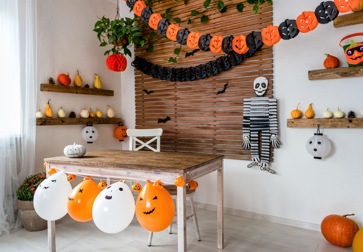 Here's 5 easy Halloween themed build hacks for you to try out
