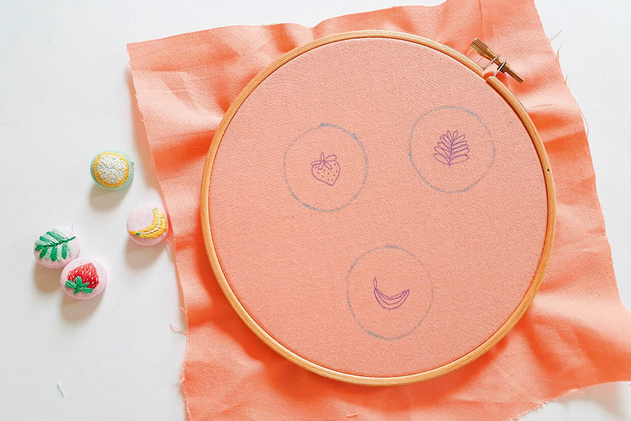 embroidered buttons step 1