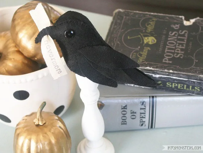 Halloween sewing patterns – felt raven toy