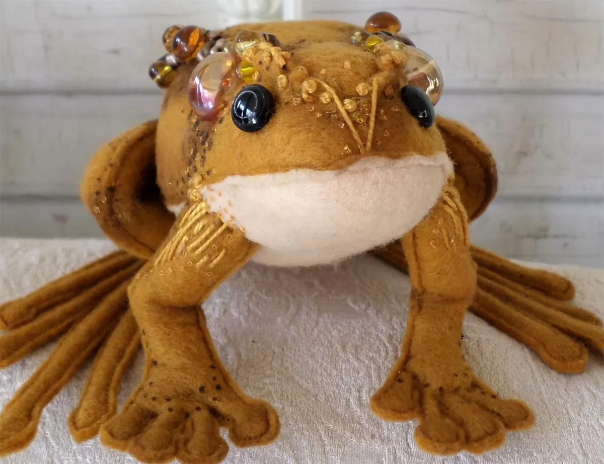 Halloween sewing patterns – toad