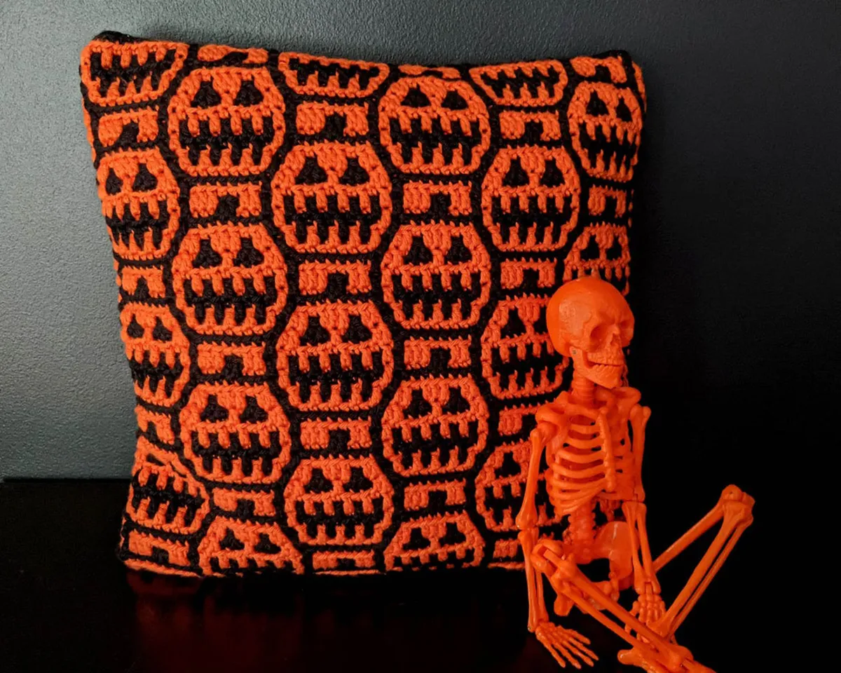 pumpkin cushion crochet pattern