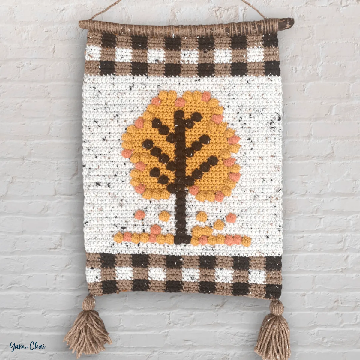 Autumn Tree Wall Hanging crochet opattern