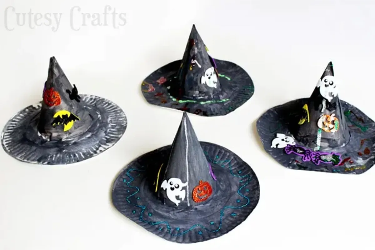 Halloween crafts for kids Witches hat