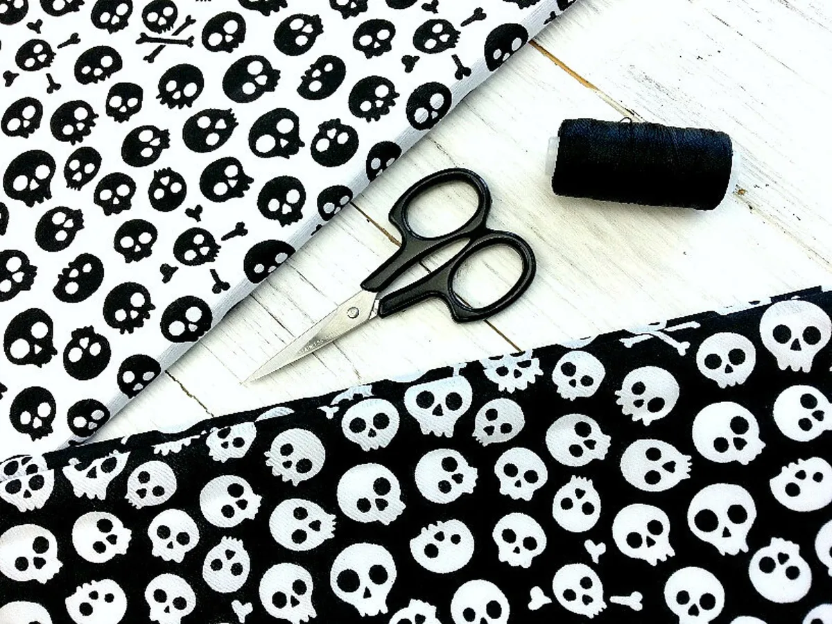 Halloween skulls fabric