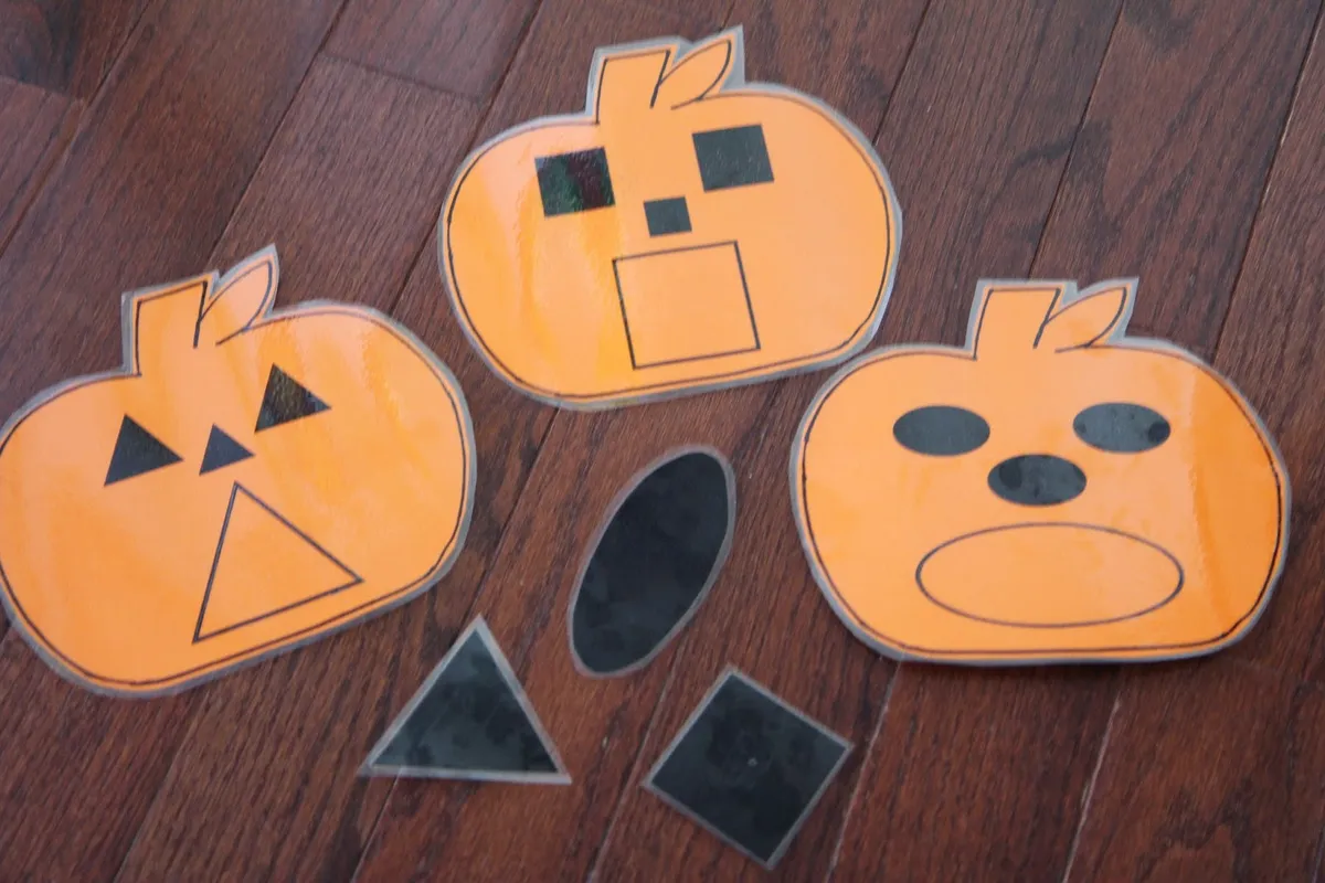 Halloween crafts for toddlers