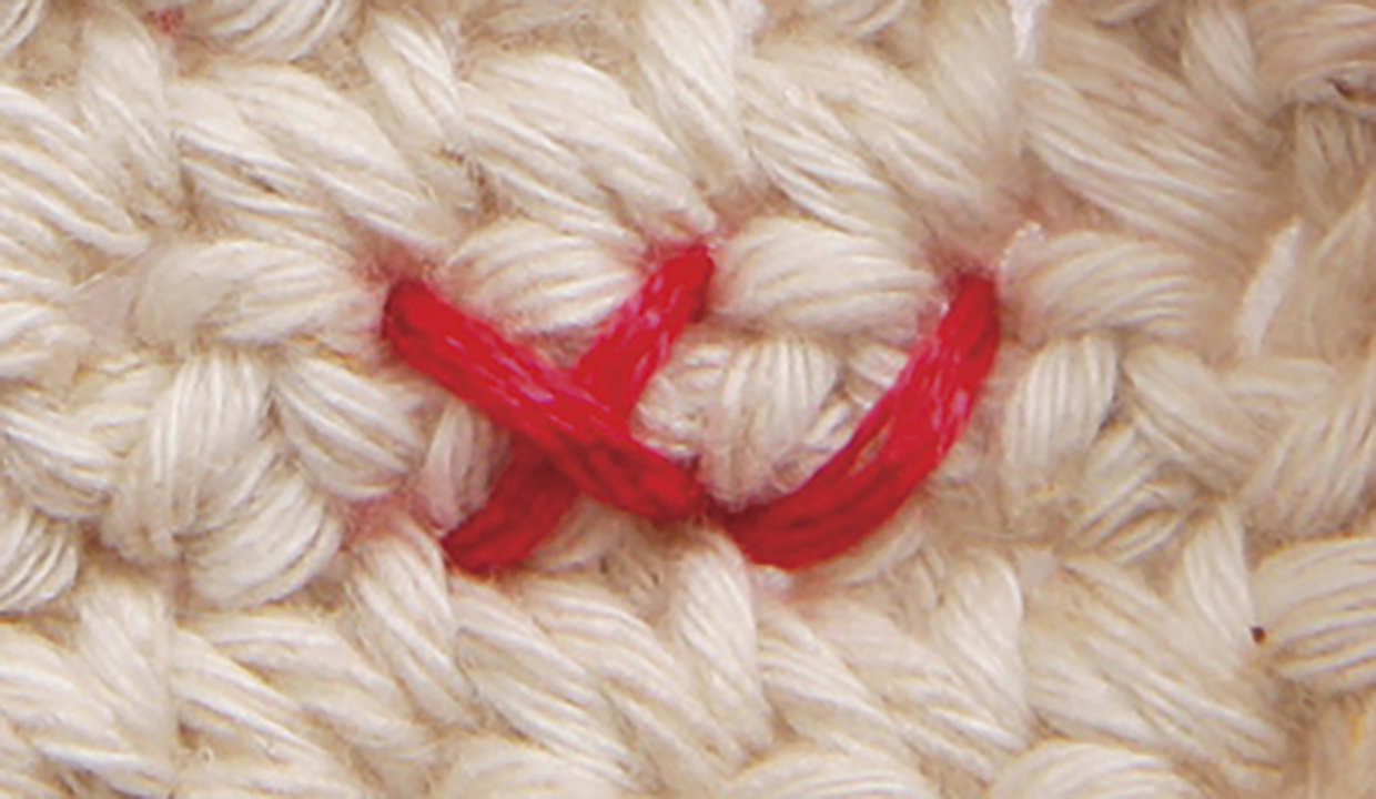 how to cross stitch on crochet step 04