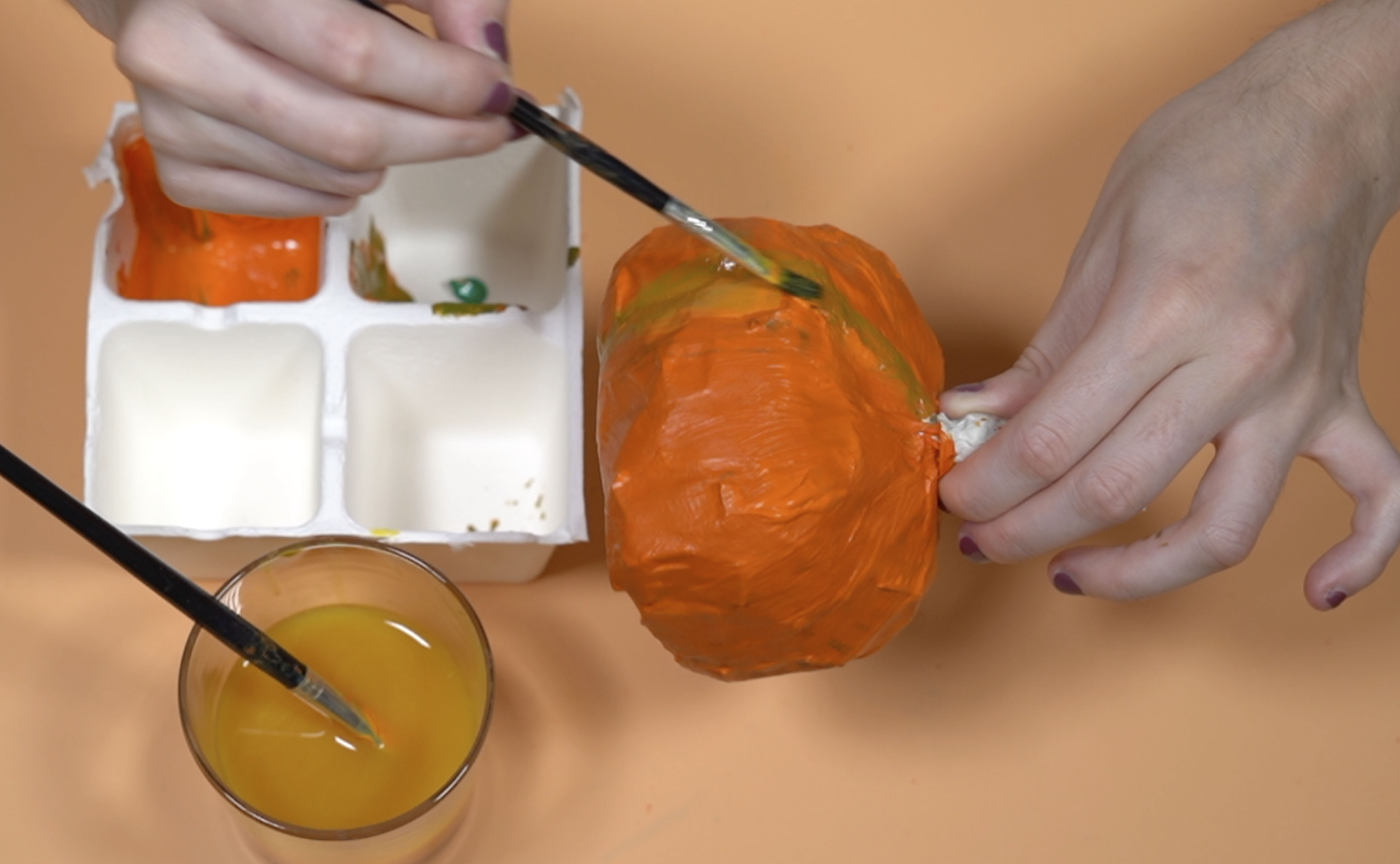 how to a make paper mache pumpkin