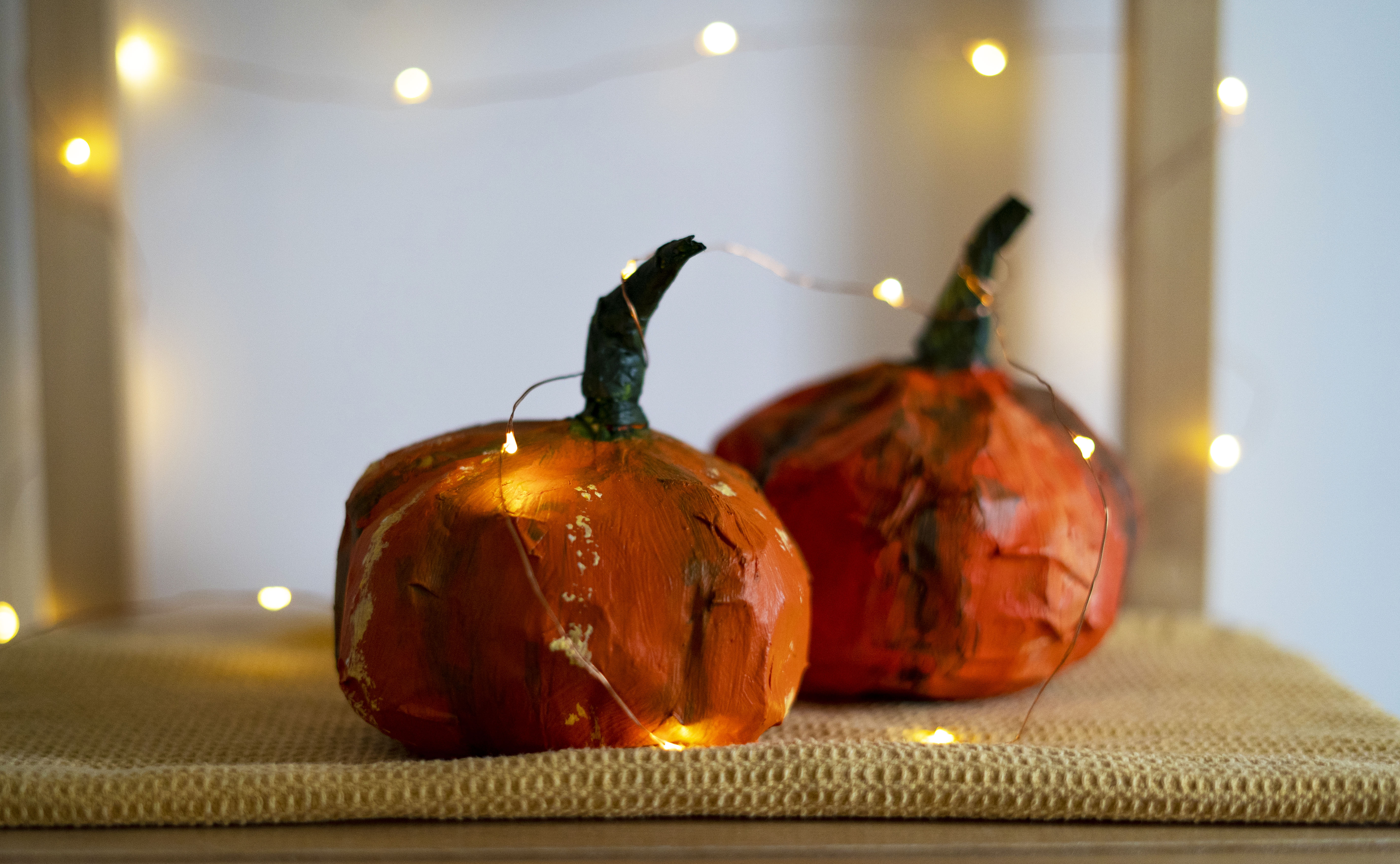 how to make paper mache pumpkins