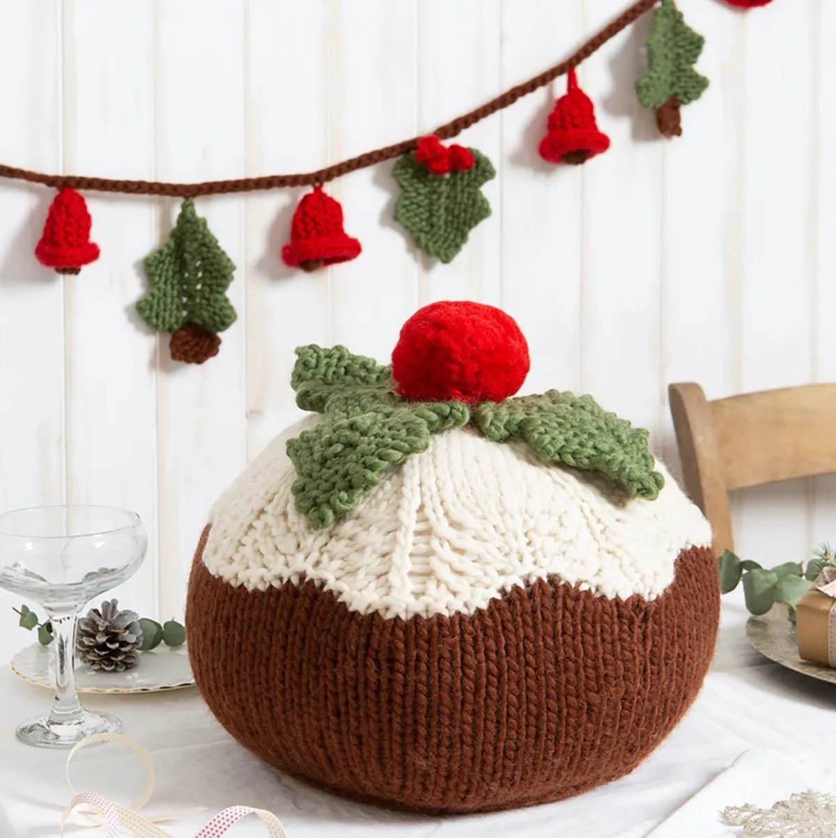 Christmas pudding knitting kit