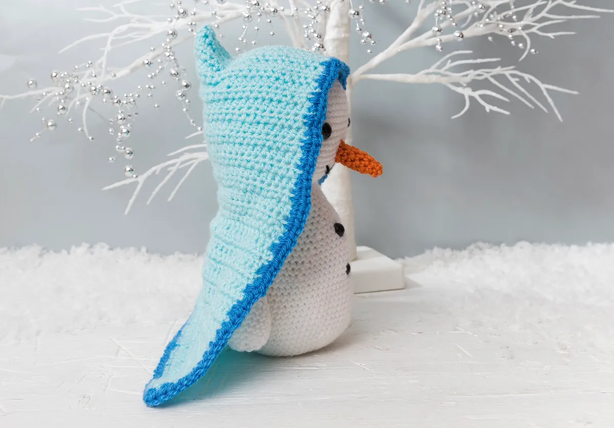 Free crochet snowman pattern side 01