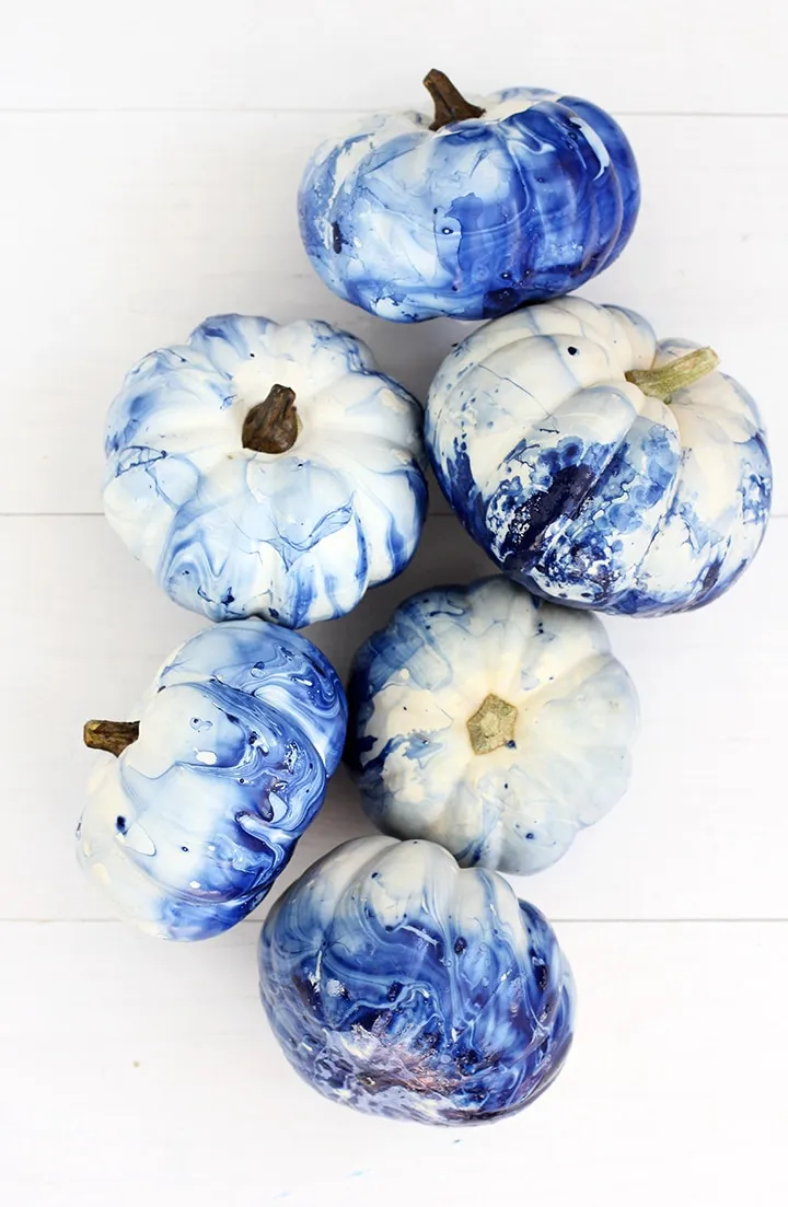 Marbled easy pumpkin painting ideas