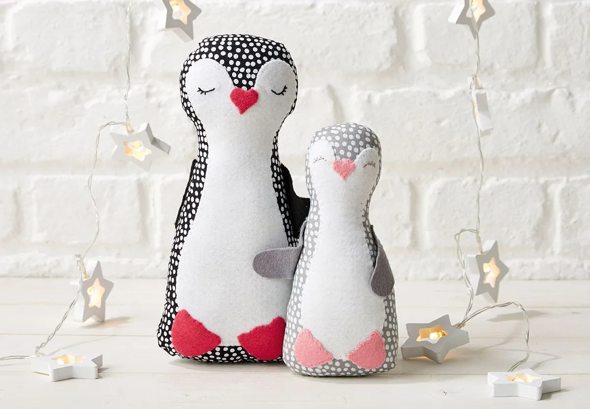 Animal patterns – penguin toy pattern
