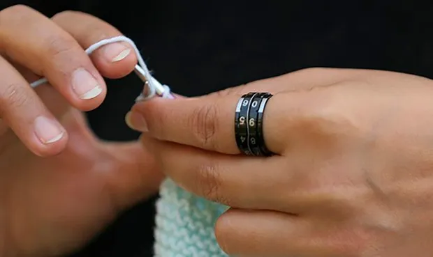 knitting tools and accessories ring