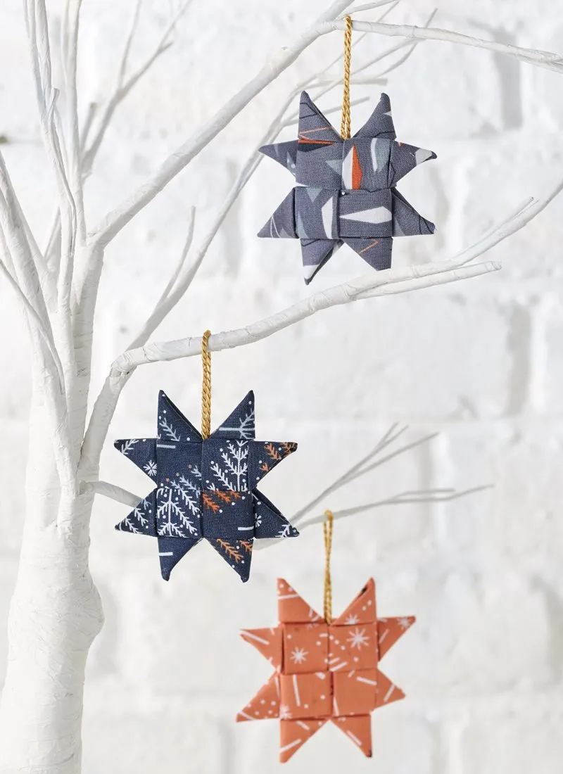 Christmas decorations to sew – fabric origami stars