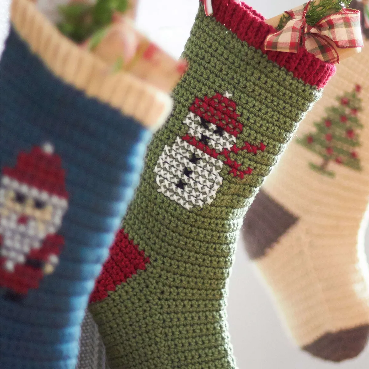 Cross stitch crochet stocking pattern