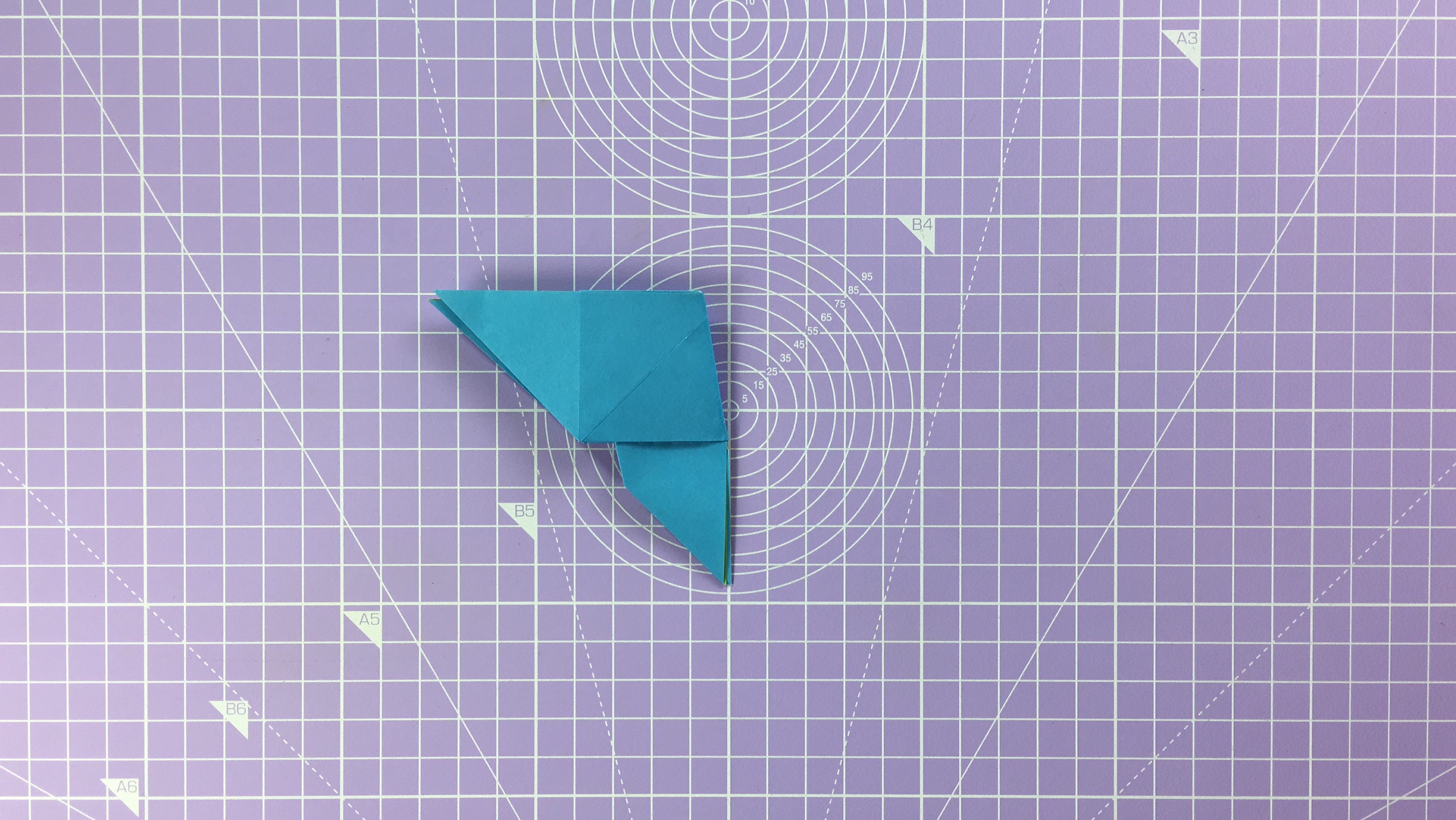 How to make an origami butterfly - step 15b