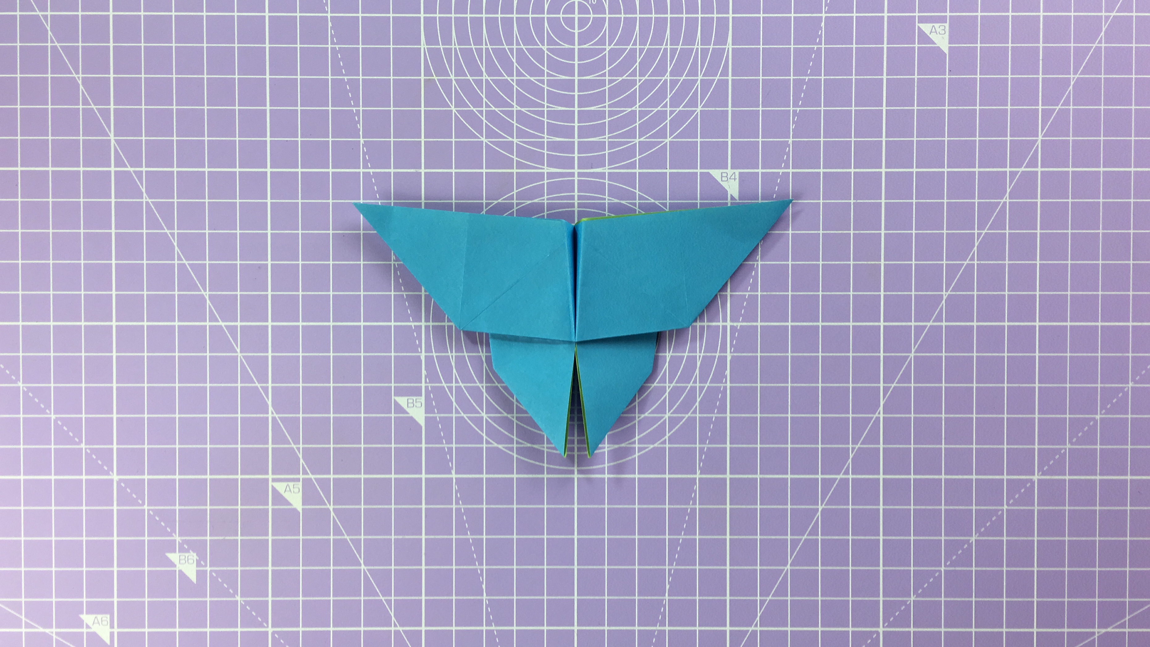 How to make an origami butterfly - step 17