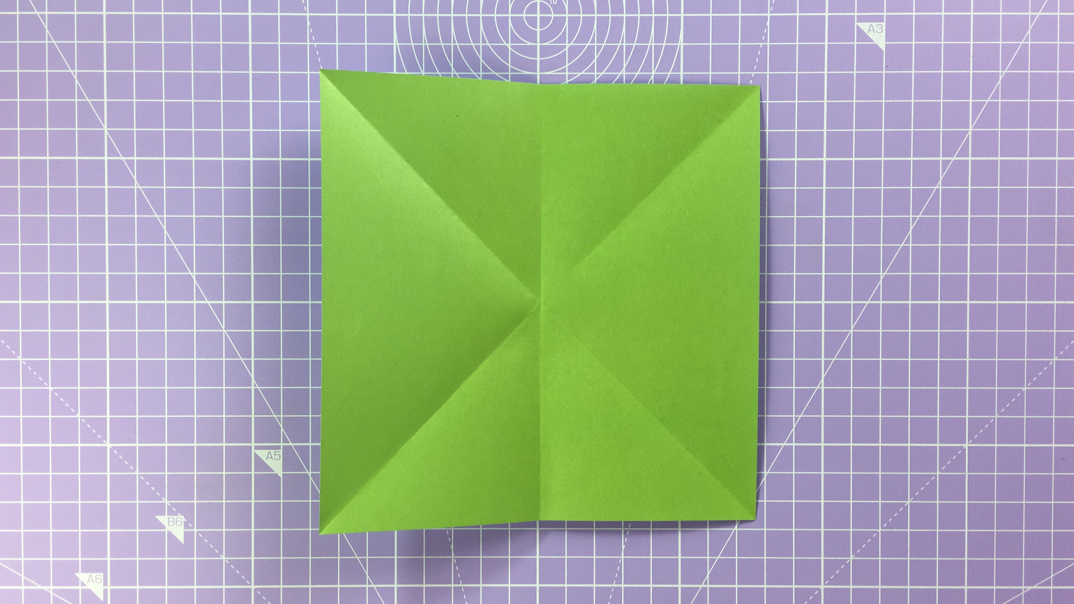 How to make an origami butterfly – step 2b