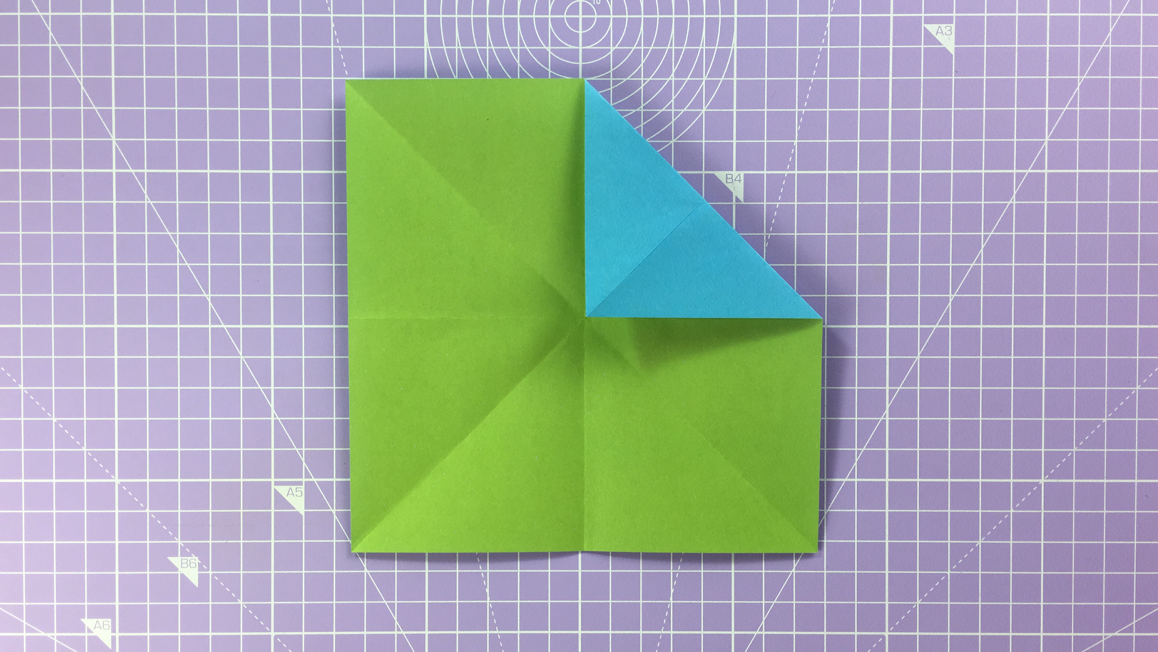 How to make an origami butterfly – step 3a