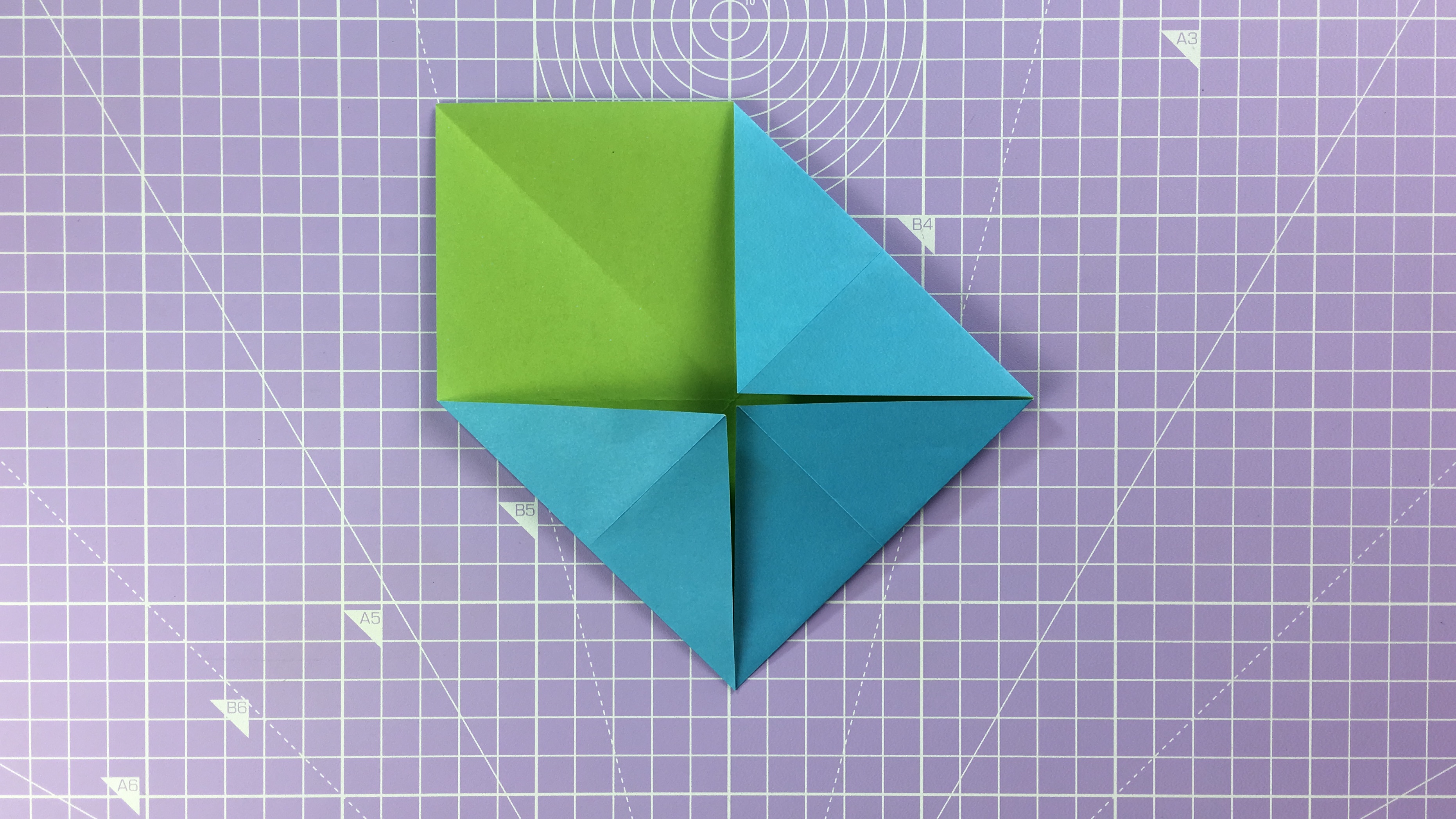 How to make an origami butterfly – step 3c