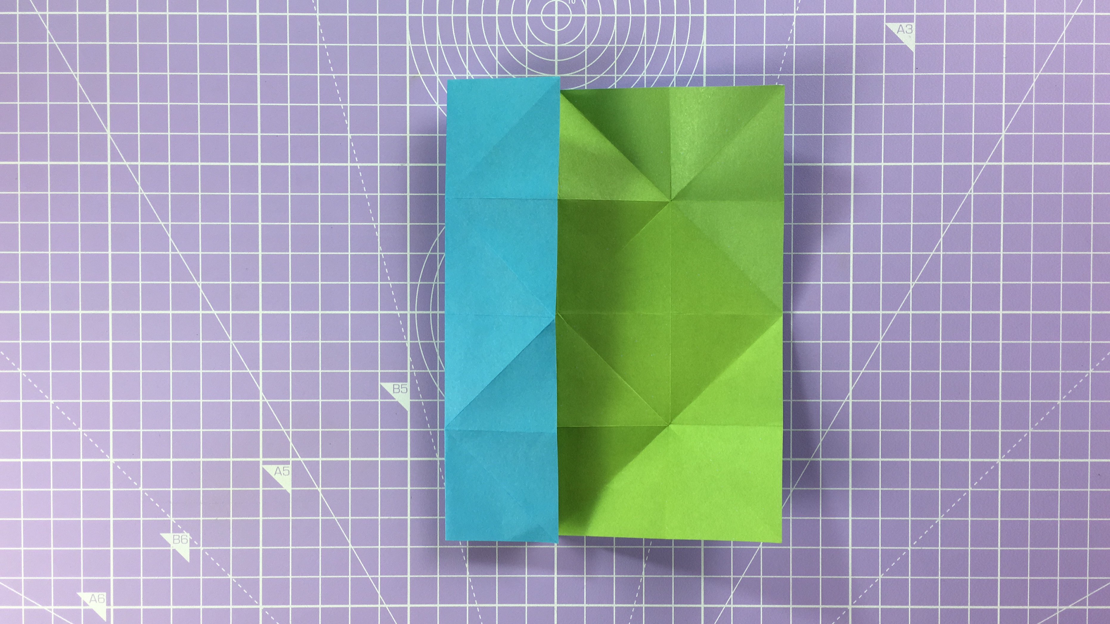 How to make an origami butterfly – step 7a
