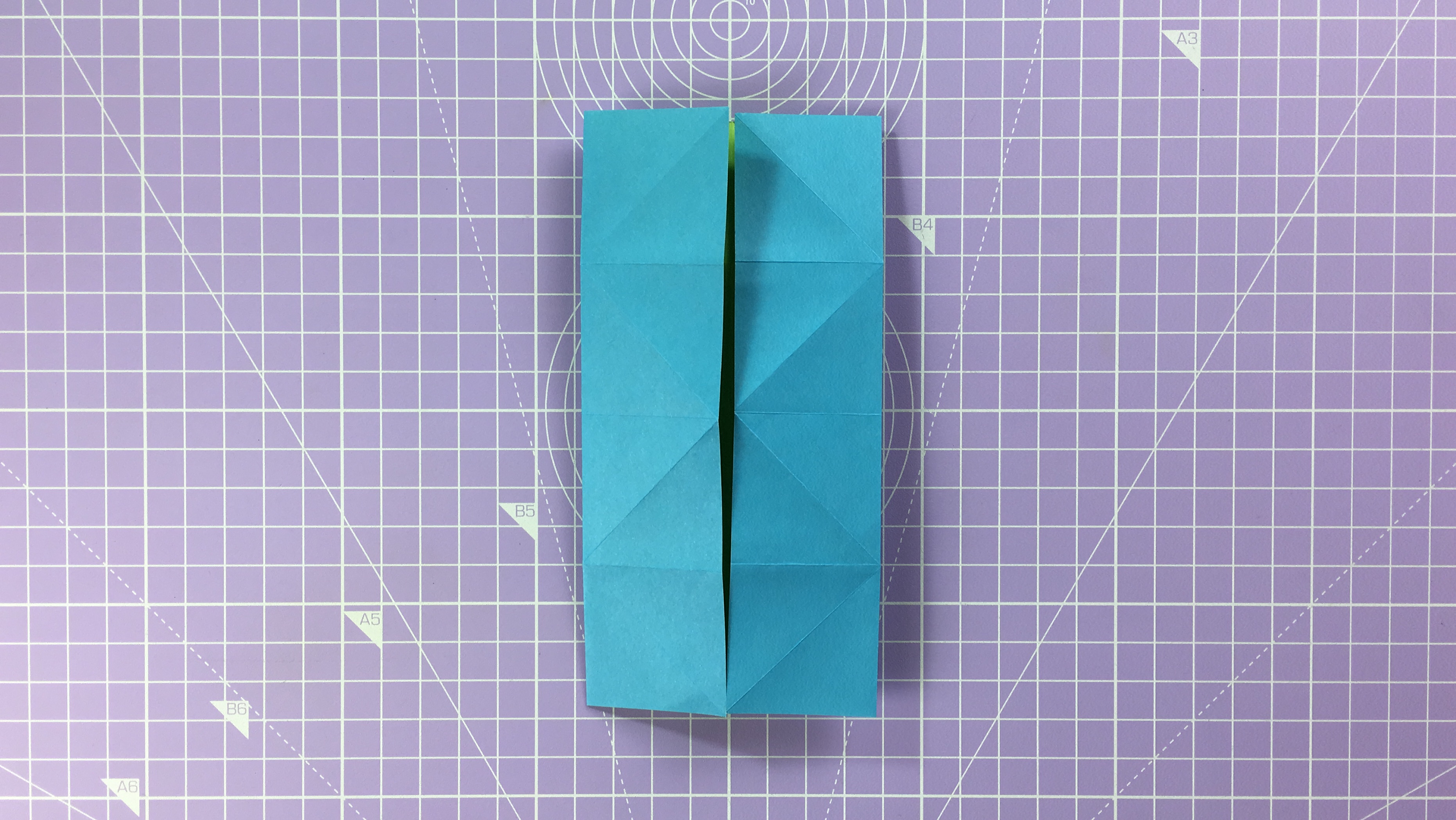 How to make an origami butterfly – step 7b