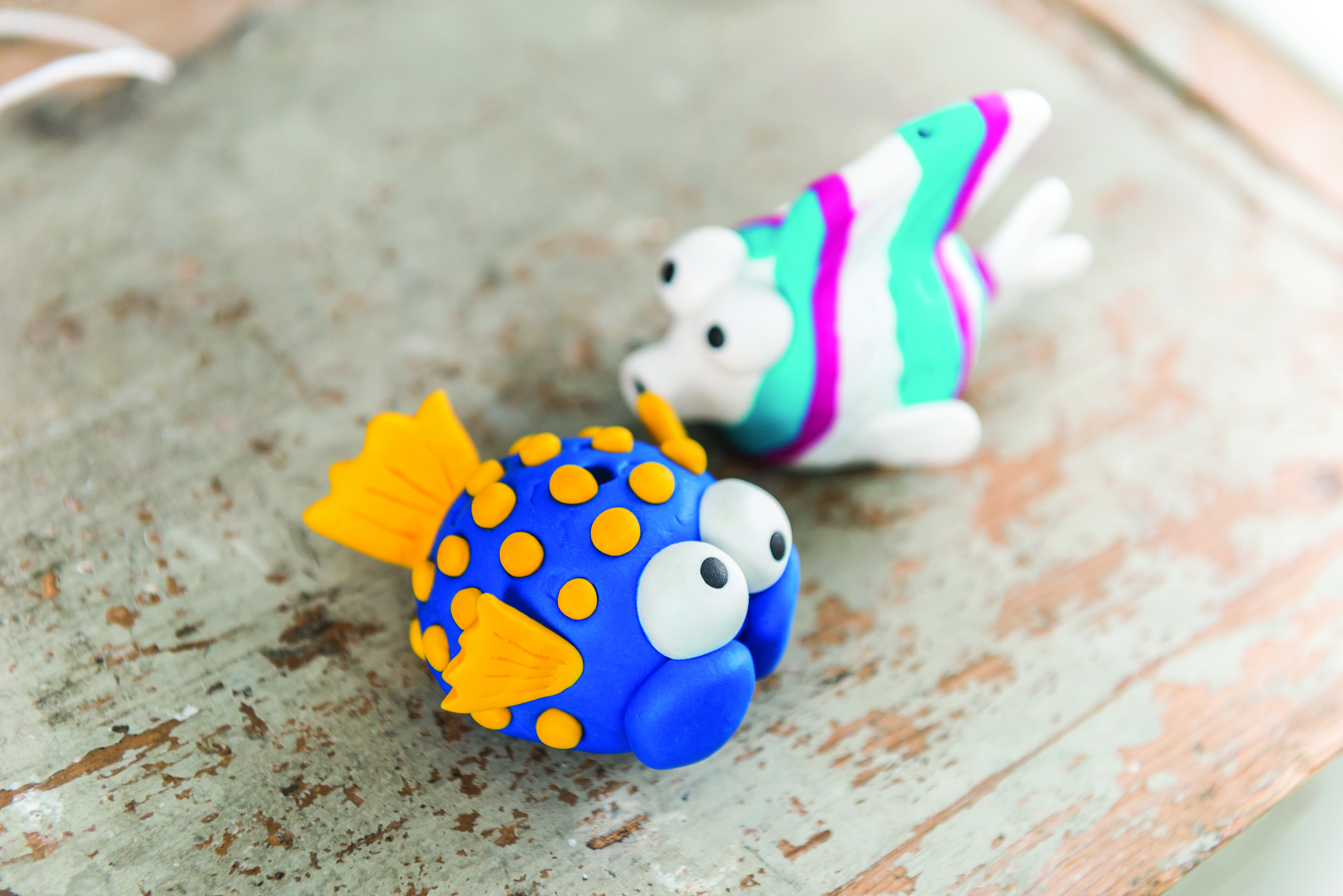 https://c02.purpledshub.com/uploads/sites/51/2021/11/How-to-use-polymer-clay-polymer-clay-for-beginners-pufferfish-85142f2.jpg