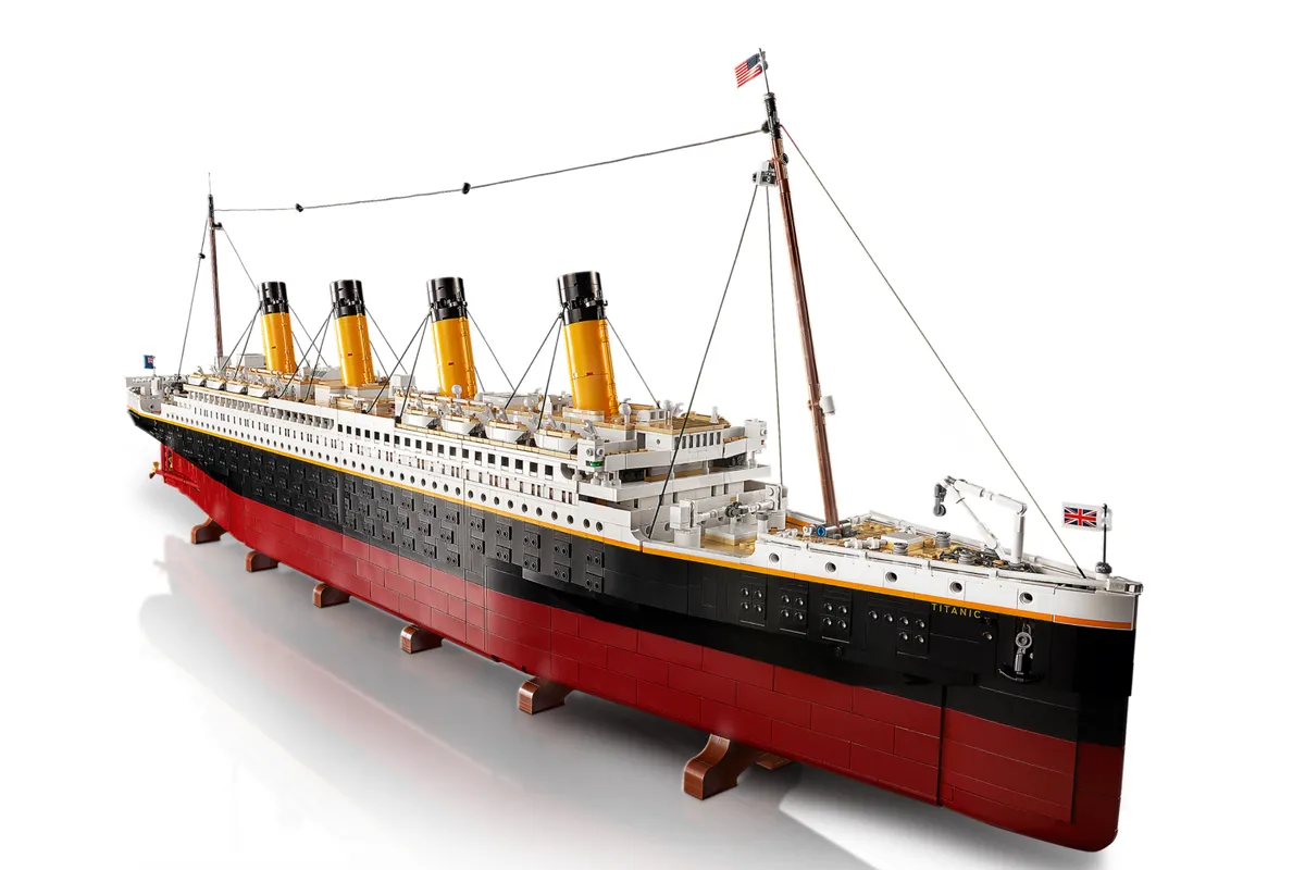 Titanic lego sets for adults