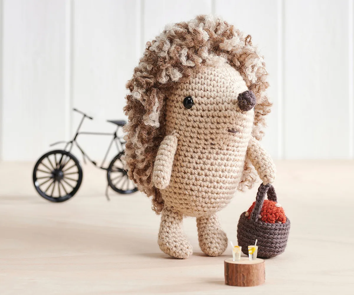 amigurumi hedgehog crochet pattern