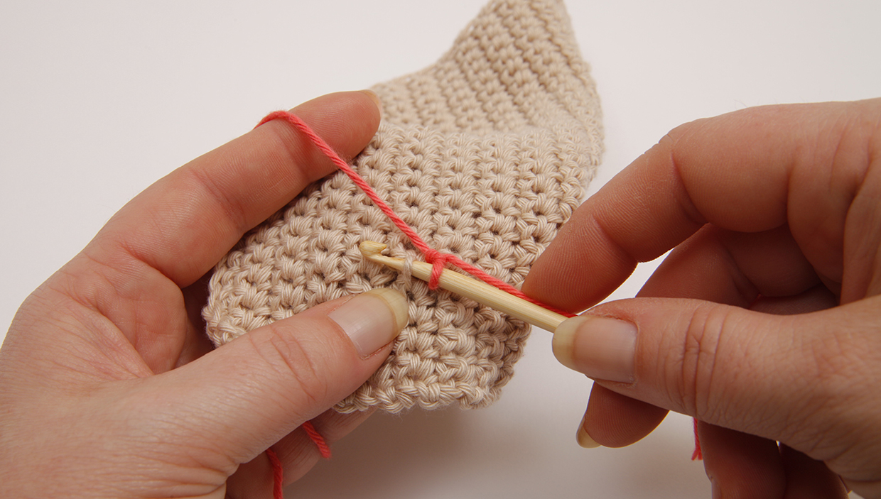 How to surface crochet – getting started 01