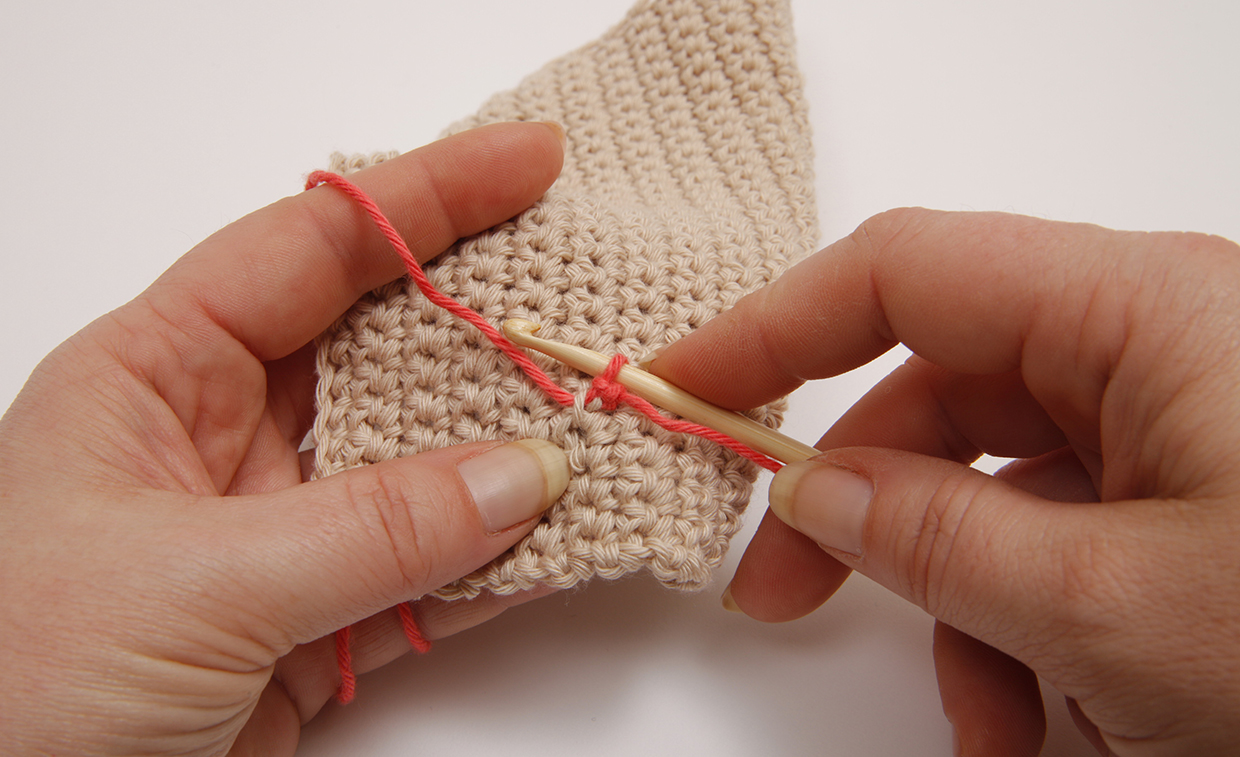 How to surface crochet – getting started 02