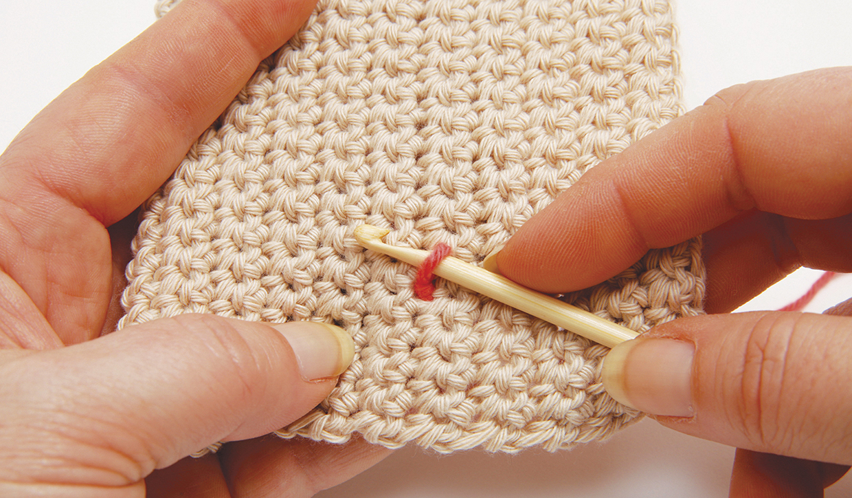 How to surface crochet – lines 01