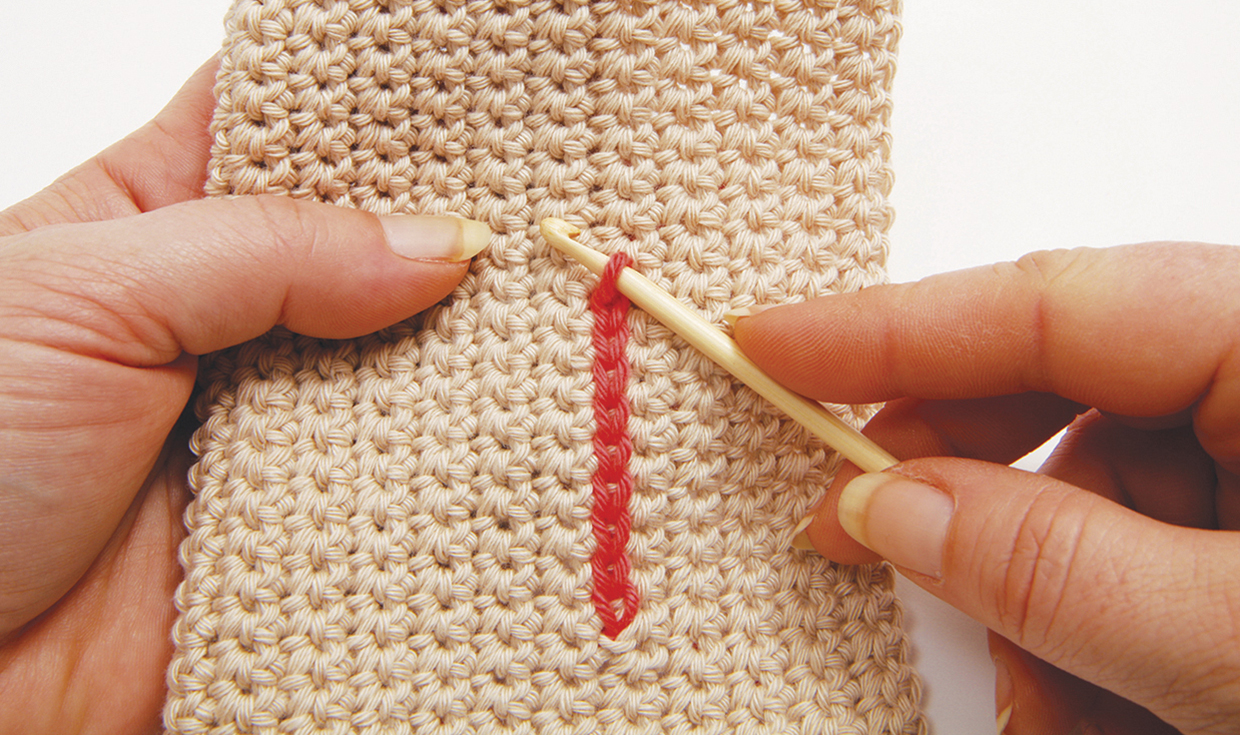 How to surface crochet – lines 04