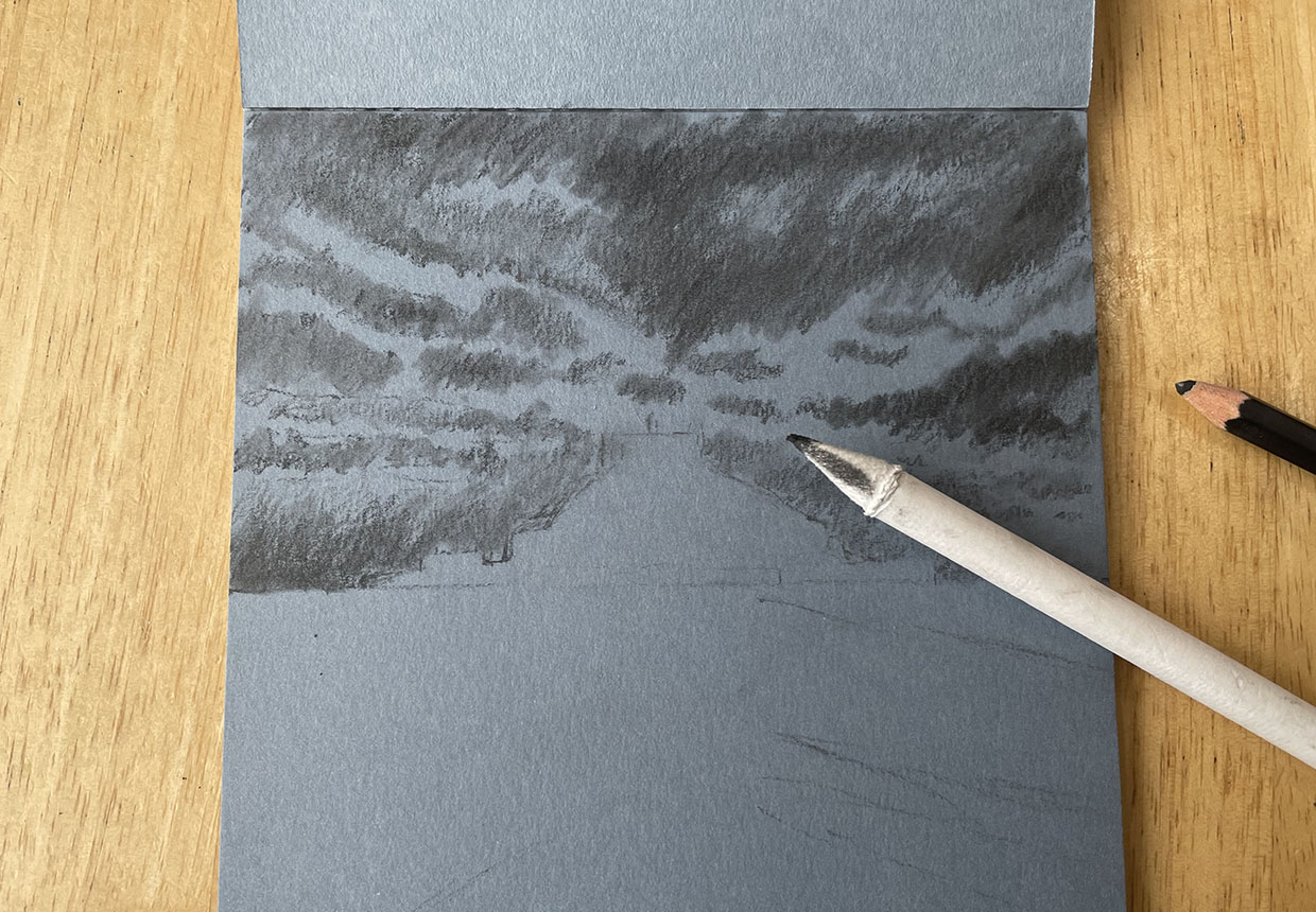 A beginners guide to using Derwent Graphite, Charcoal and Sketching pe