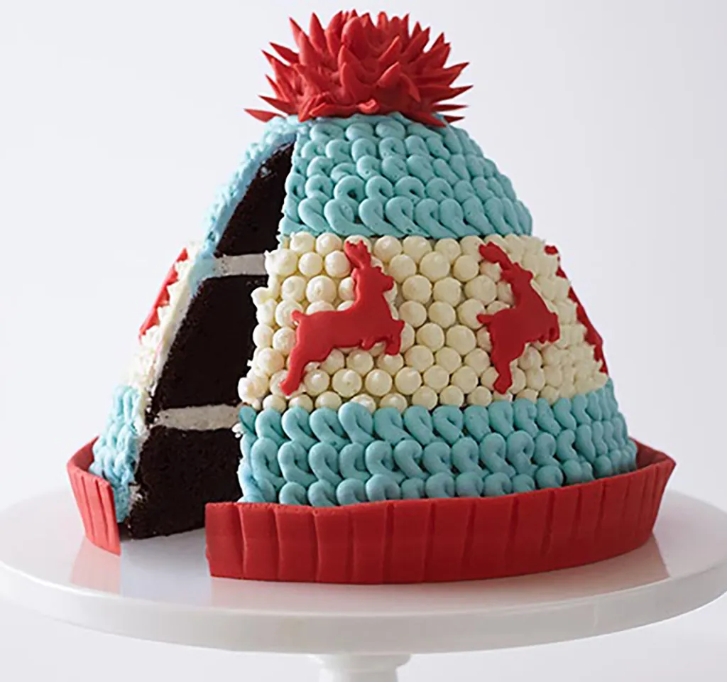 knitted-bobble-hat-cake-2