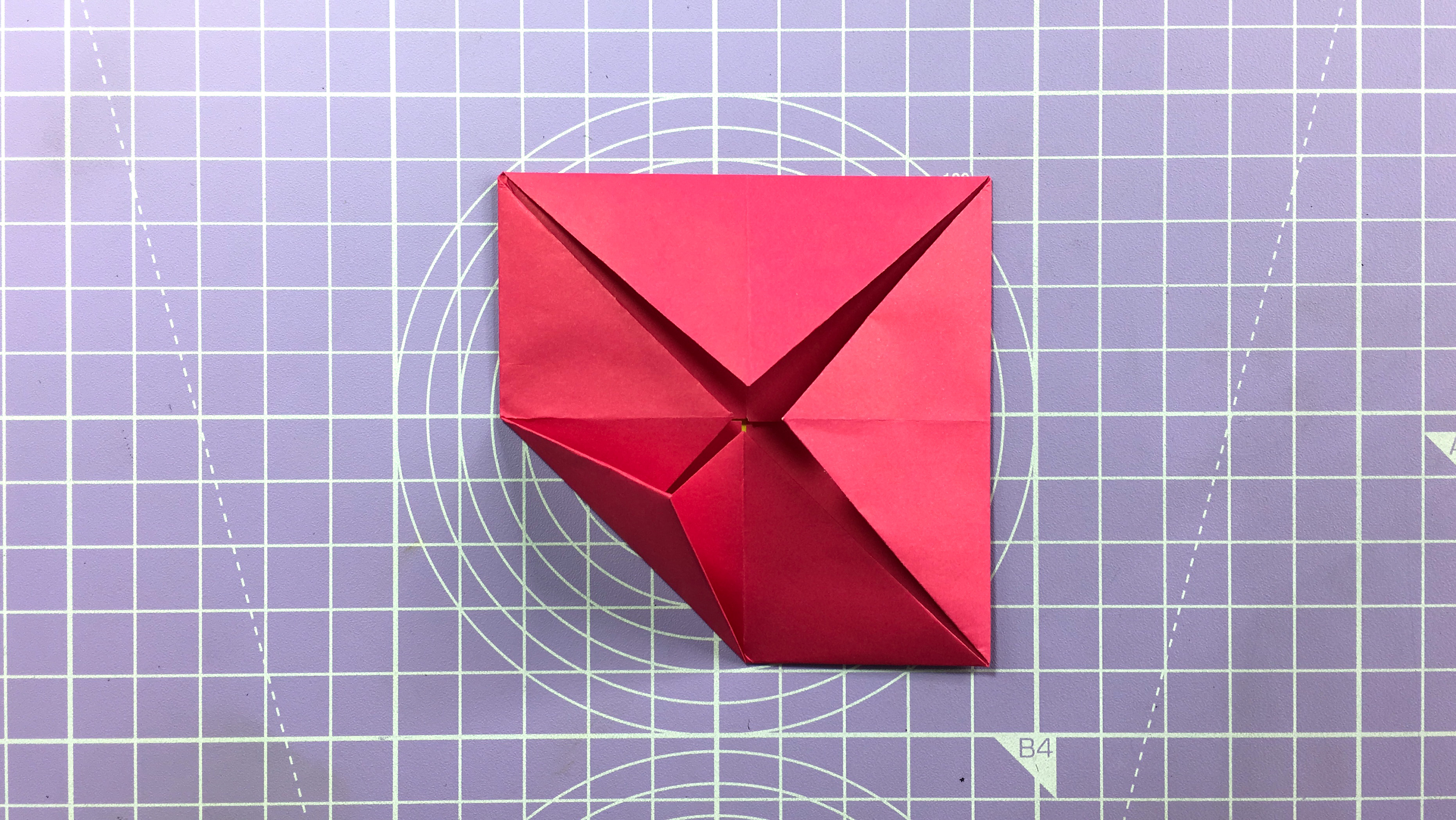 How to make an easy origami rose – step 4a