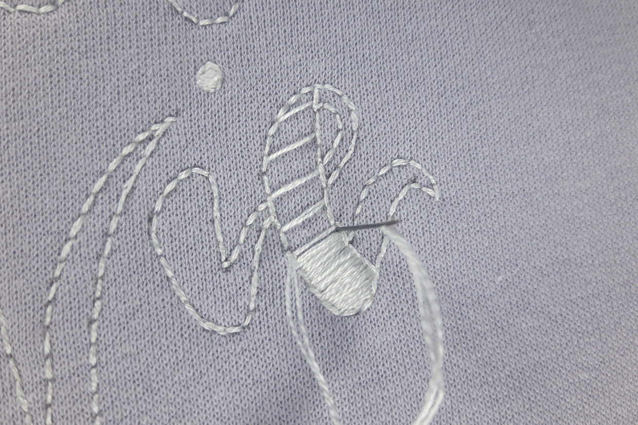 embroidery letters design with straight stitch