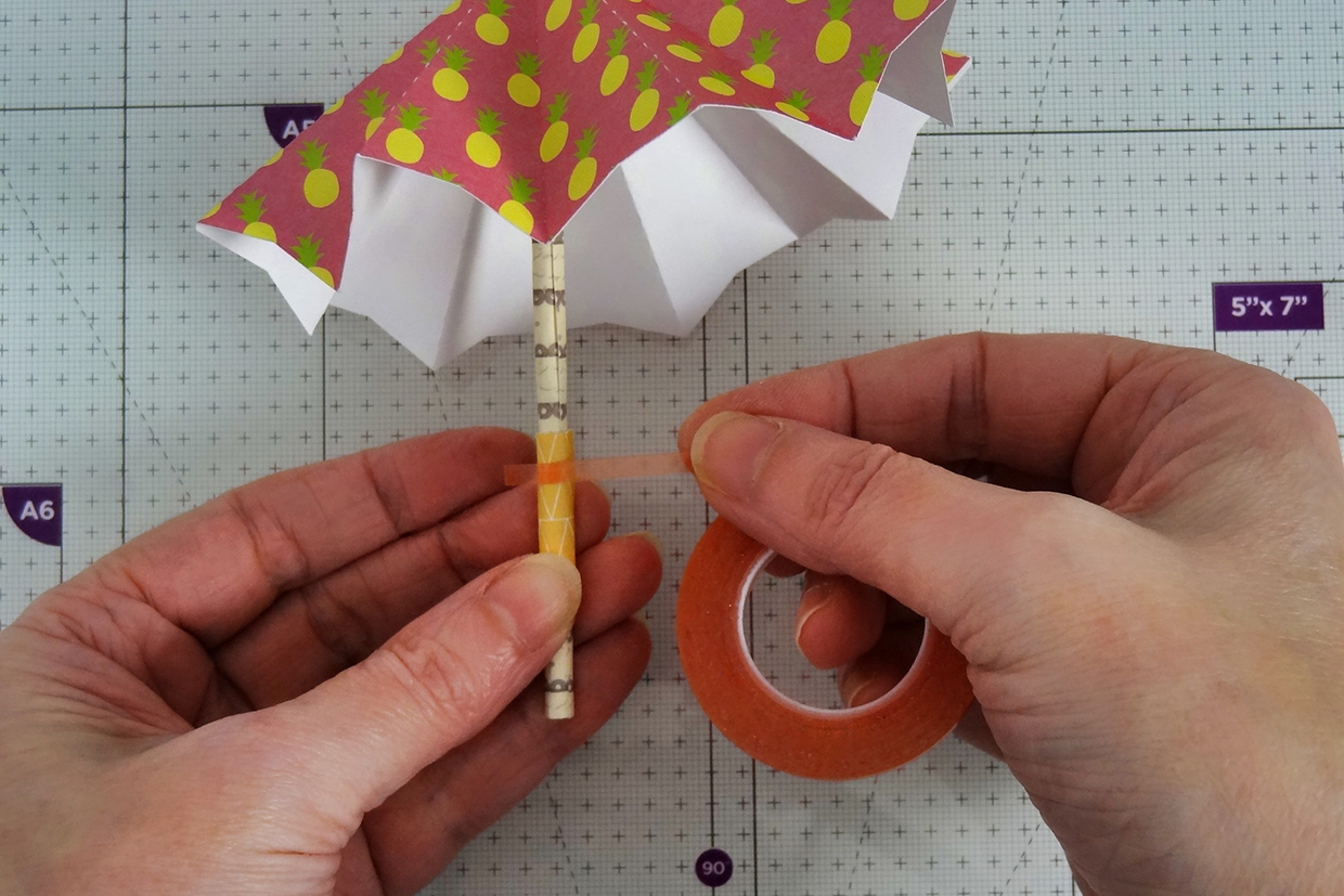 how to make a small paper umbrella 16