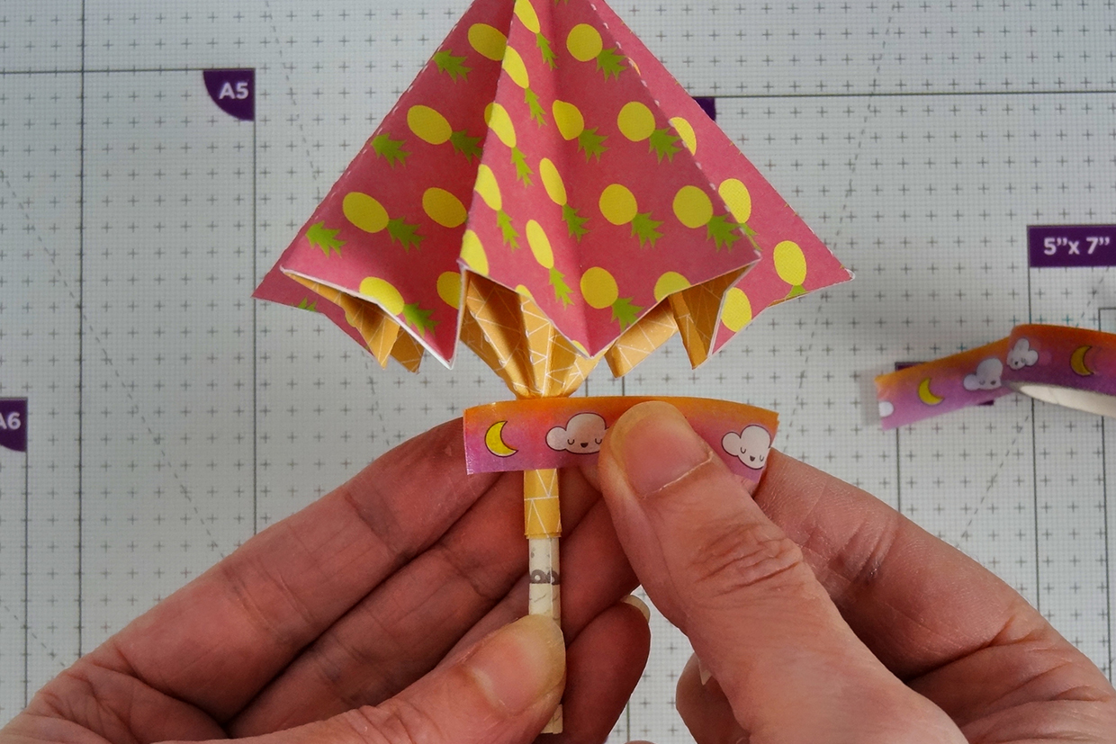 how to make a small paper umbrella 20