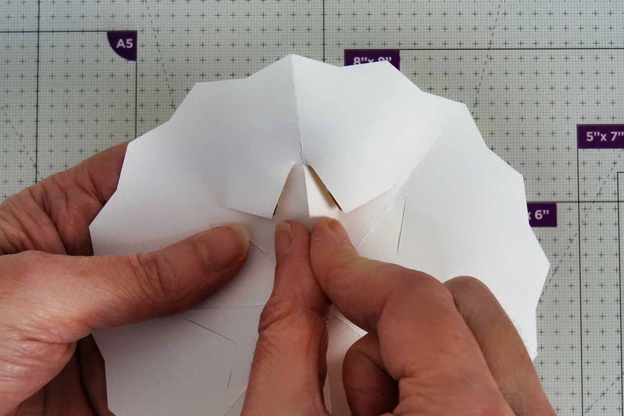 how to make a small paper umbrella 9