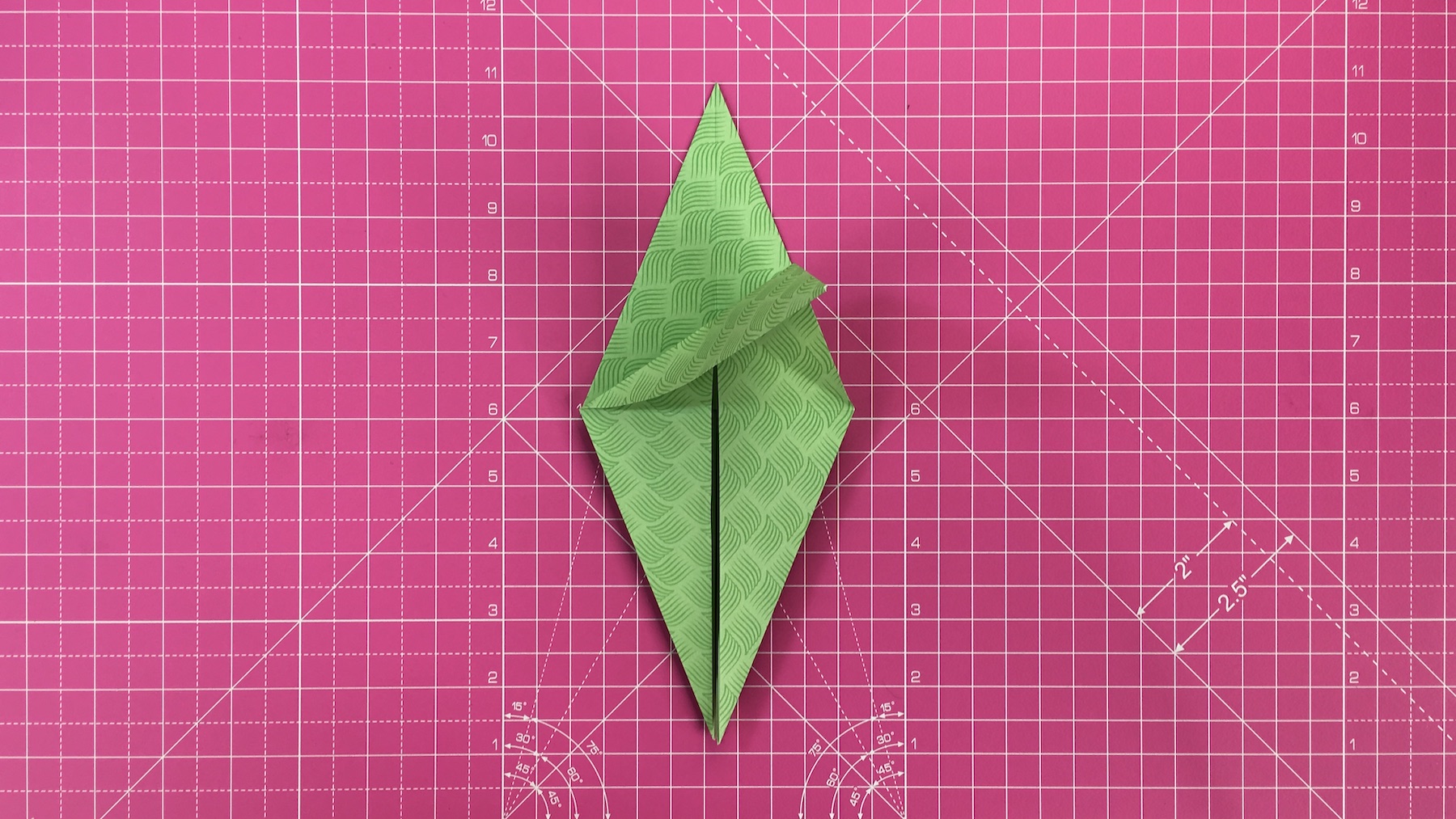 How to make an origami dragon, origami dragon tutorial - step 19a